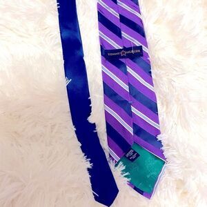 🌷 Tommy Hilfiger🌷100% Silk Tie Purple / Navy Blue